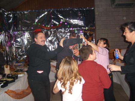 mick qui se fais arroser par christ