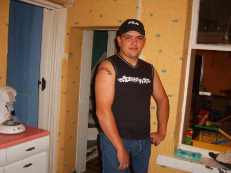 l'homme que j'aime depuis presque 9 ans , oufti quel bail lol