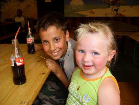 <font color=ff0000>o</font><font color=ff1100>C</font><font color=ff2200>e</font><font color=ff3300>A</font><font color=ff4400>n</font><font color=ff5500>E</font> <font color=ff6600>J</font><font colo