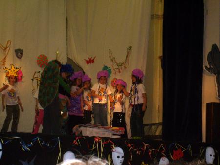 spectacle de carnaval a l'ecole de mes enfants le 31.01.2008