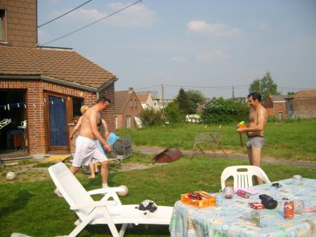 voila un partie des tireur a fusil a eau lol