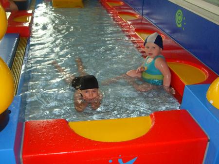 oceane et sa copine d'ecole (sol&egrave;ne)