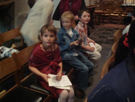 voici cynthia la fille d'une super bonne copine.