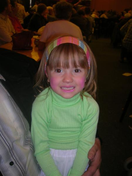 emilie la tres bonne amie de ma fille oceane.