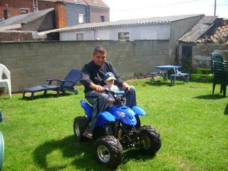 mon homme et mon neveu.