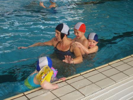 mimie et ses petits poletses petits enfants.