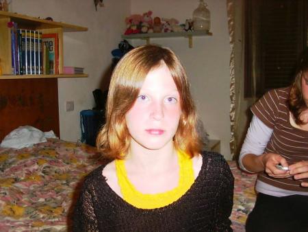 voici estelle la soeur de ma filleule, elle est aussi en vacance en italie bien bronzer la princesse hein.