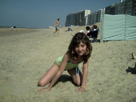 voici marine la grande fille de christelle.