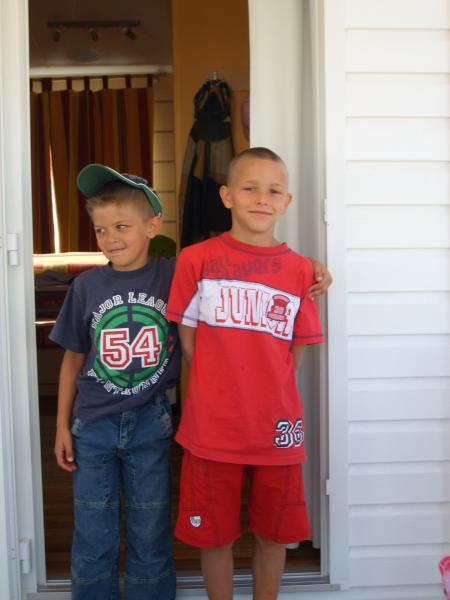 anthony et son copain mickael du camping