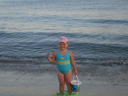 oceane a la plage en vacance a palavas.